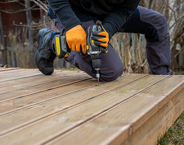 Composite & Wood Deck Installation
